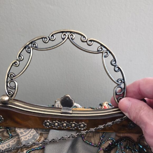 Floral Embroidered Clutch Bag - Gray and Brown - Picture 4 of 11